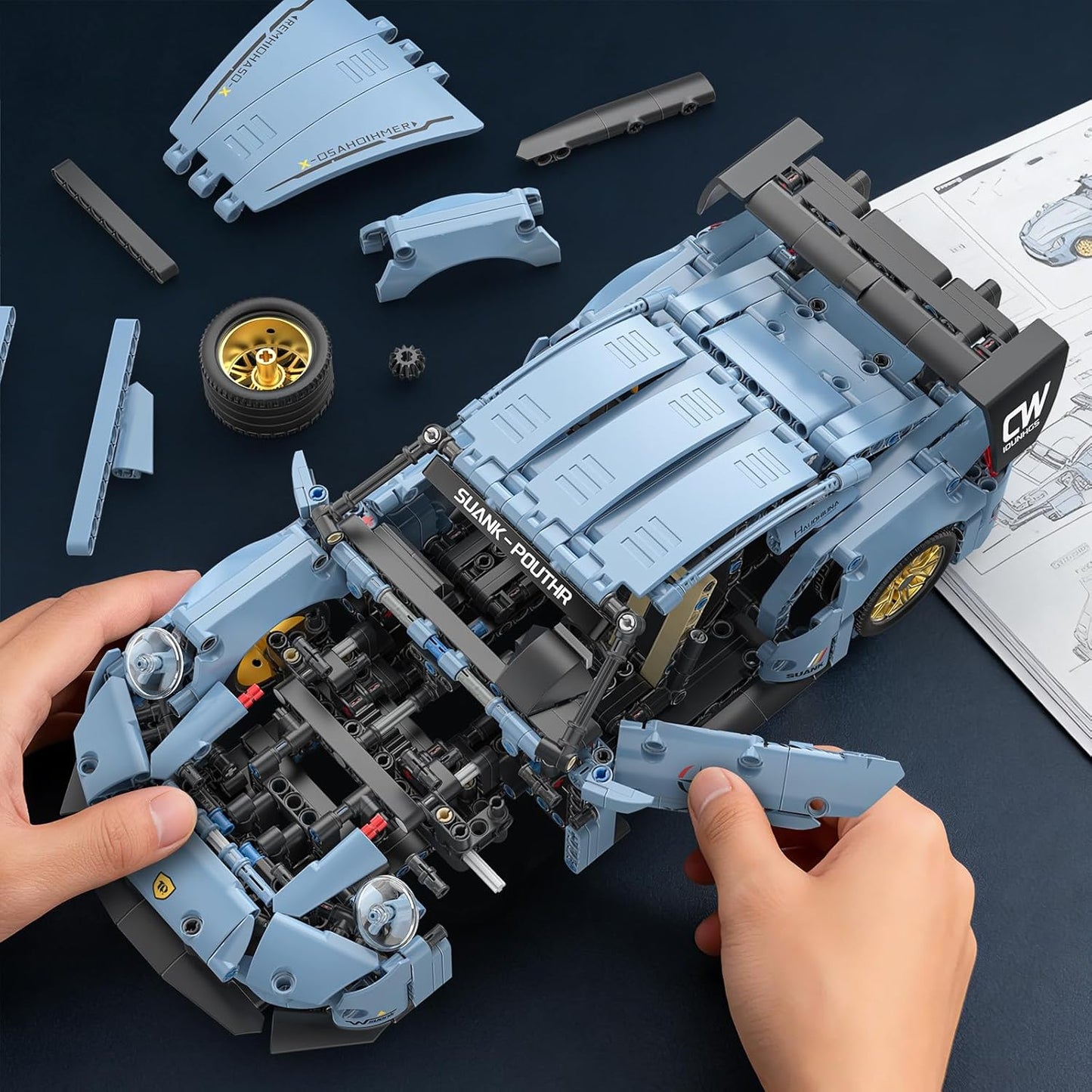 1:14 Chodia Race Car Building Blocks Kit (973 PCS)